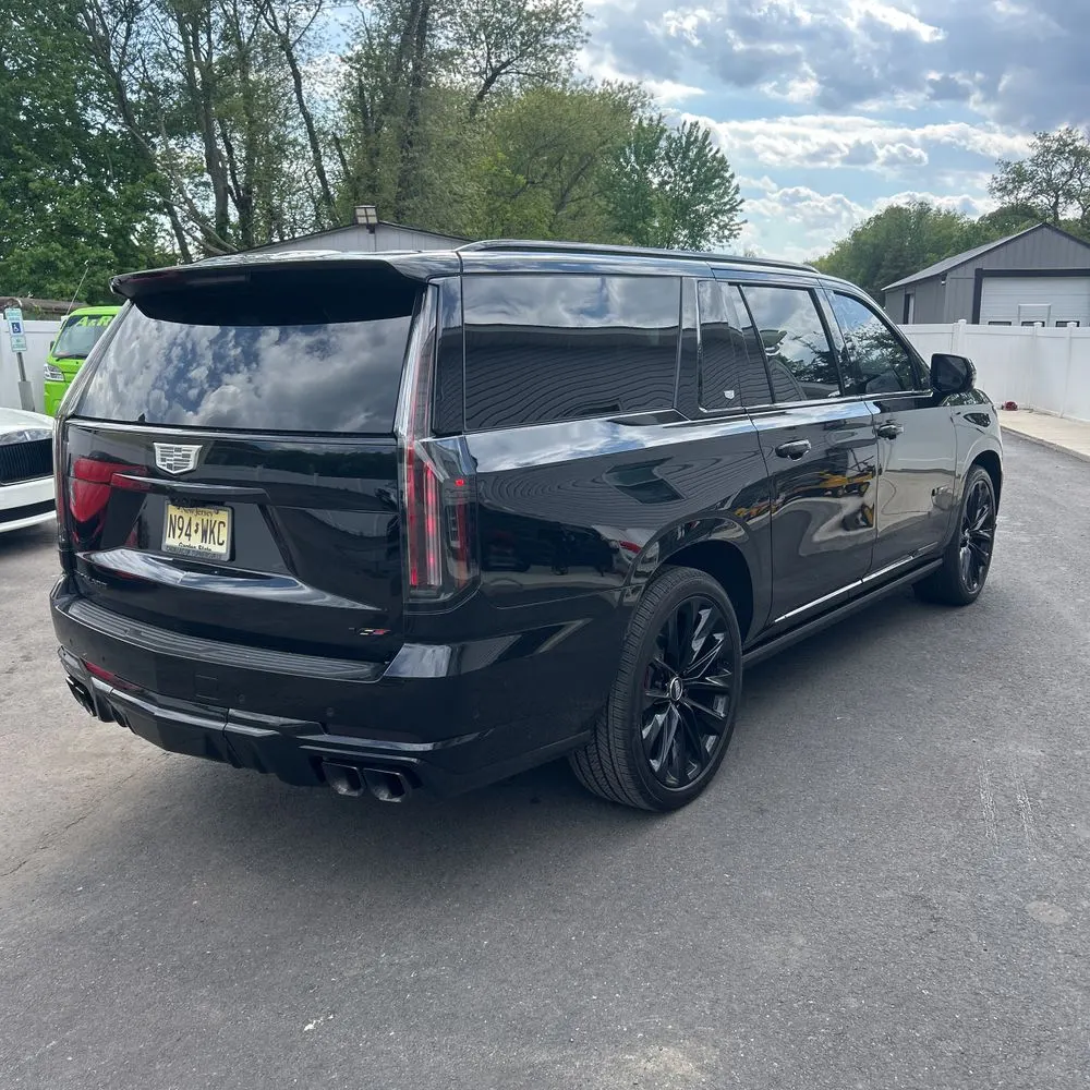 2026 Cadillac Escalade-V ESV Base