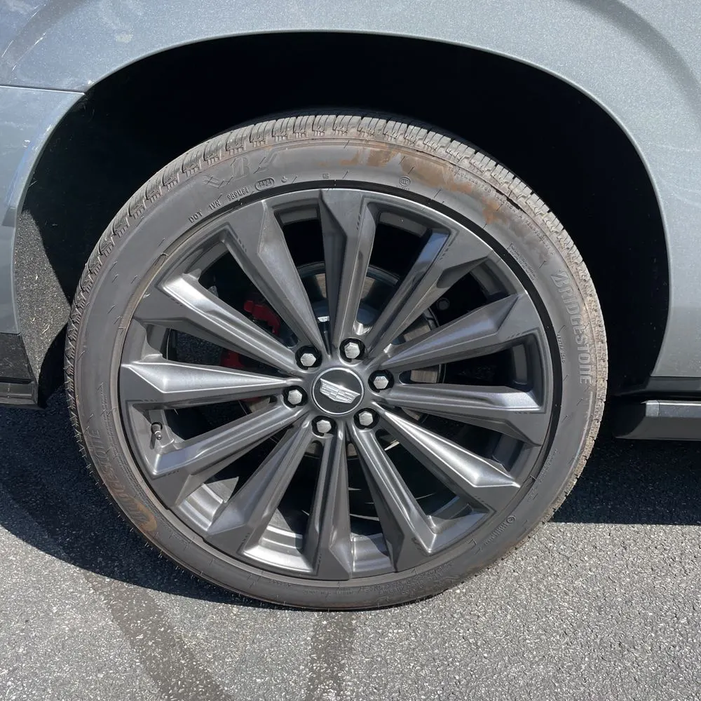2025 Cadillac Escalade-V ESV Base