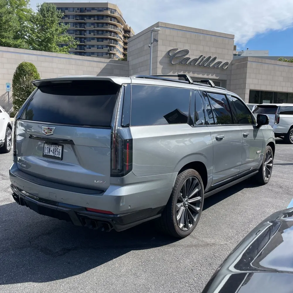 2025 Cadillac Escalade-V ESV Base