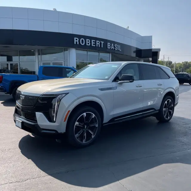 2025 Cadillac Escalade IQ Sport 1