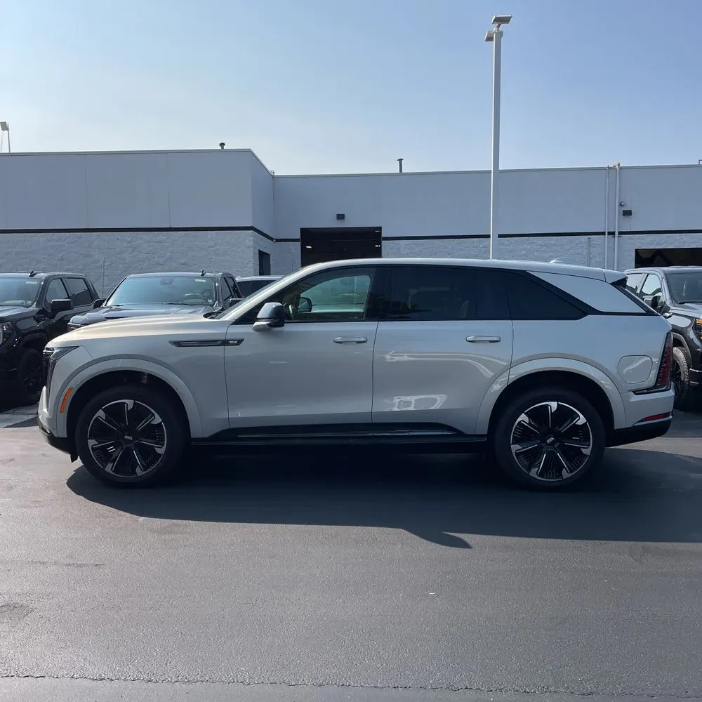 2025 Cadillac Escalade IQ Sport 1
