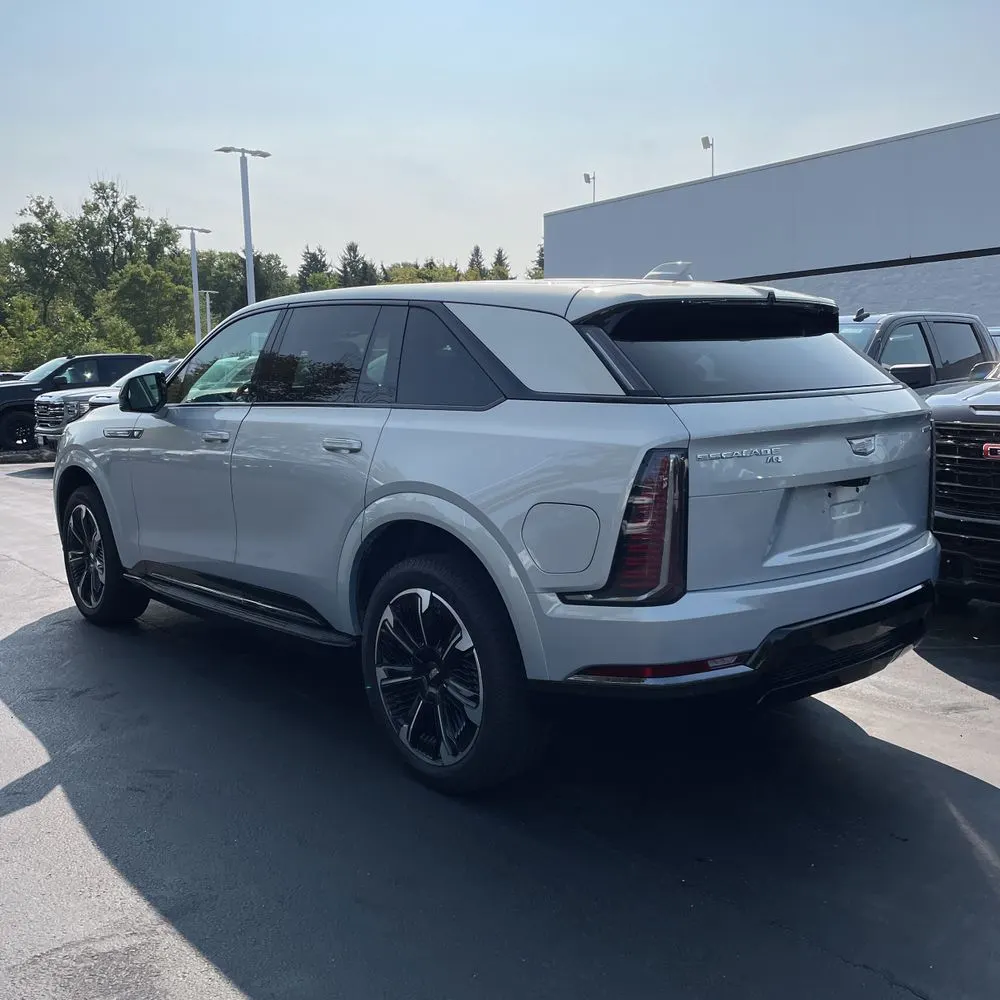 2025 Cadillac Escalade IQ Sport 1