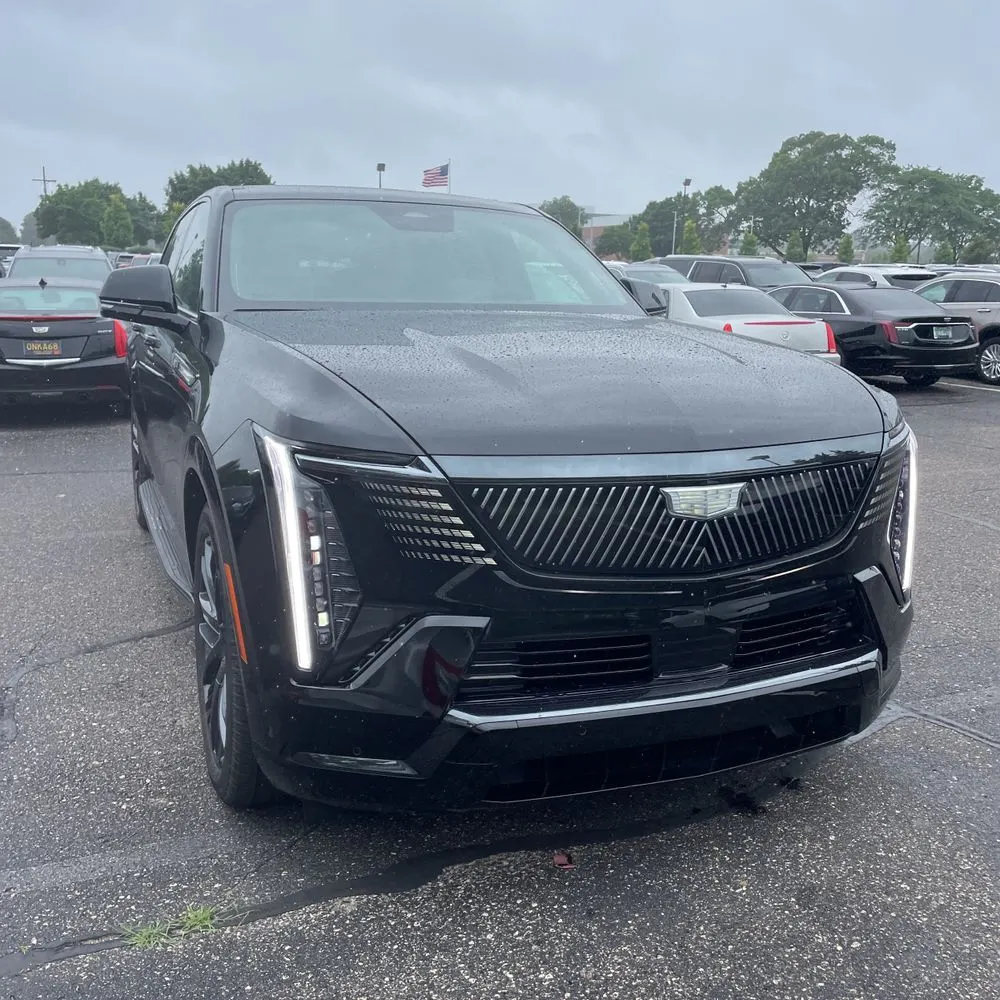 2025 Cadillac Escalade IQ Sport 2