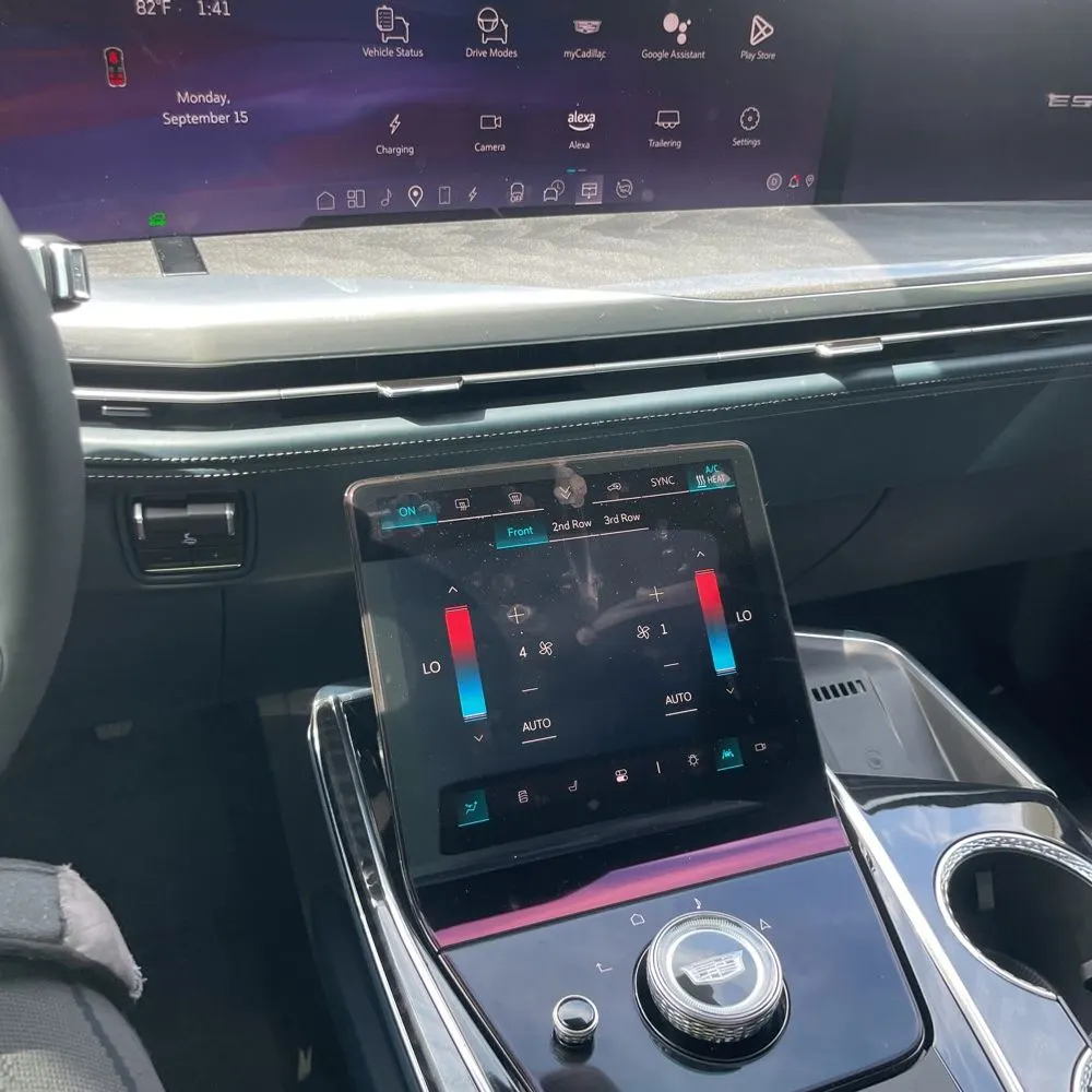 2025 Cadillac Escalade IQ Sport 2