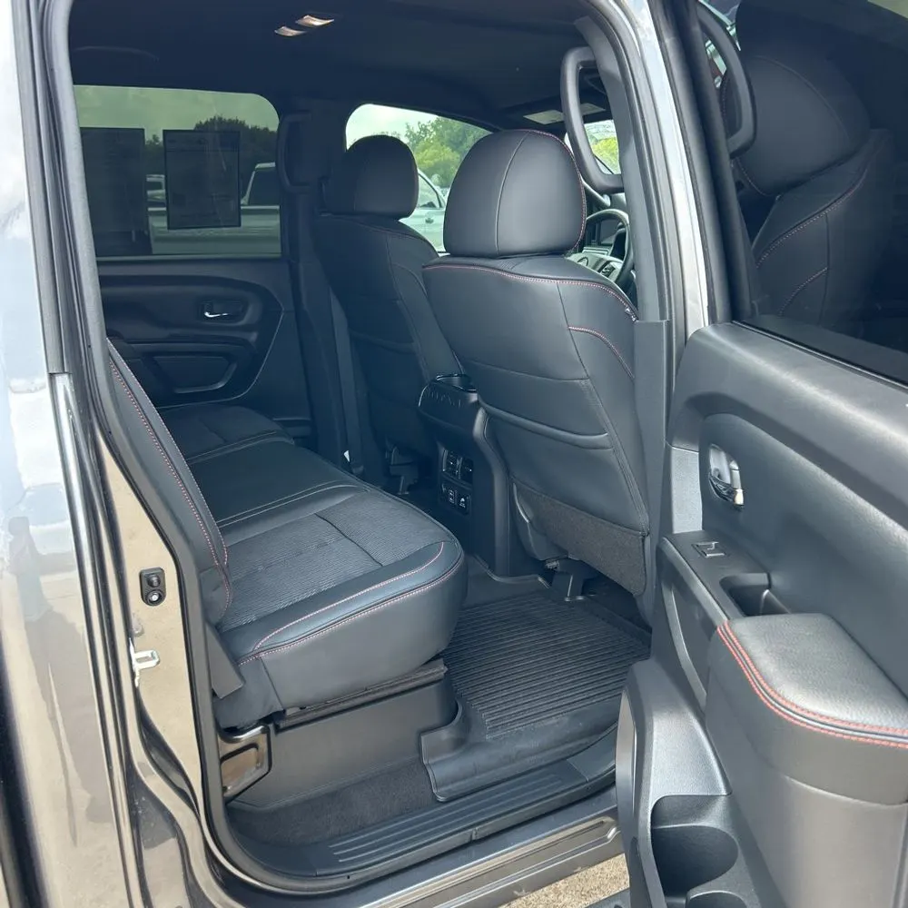 2024 Nissan Titan PRO-4X