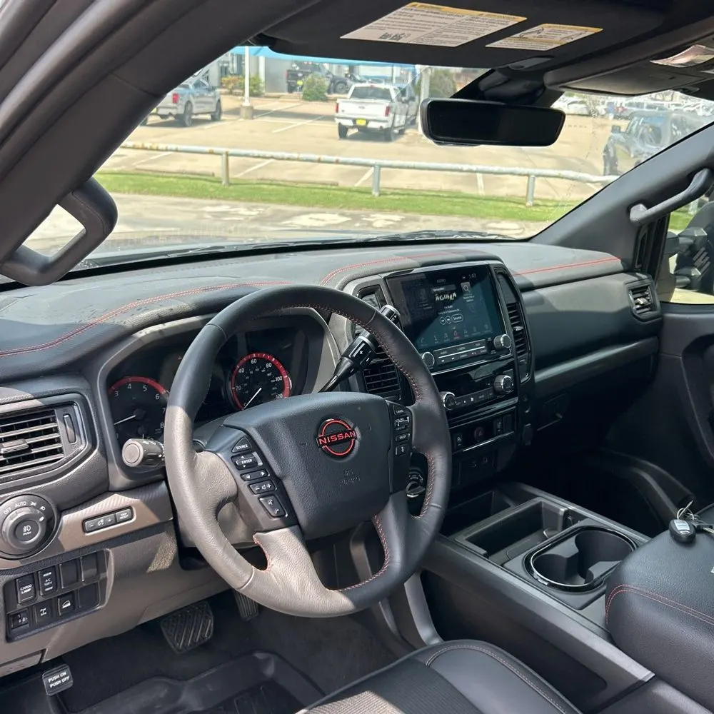 2024 Nissan Titan PRO-4X