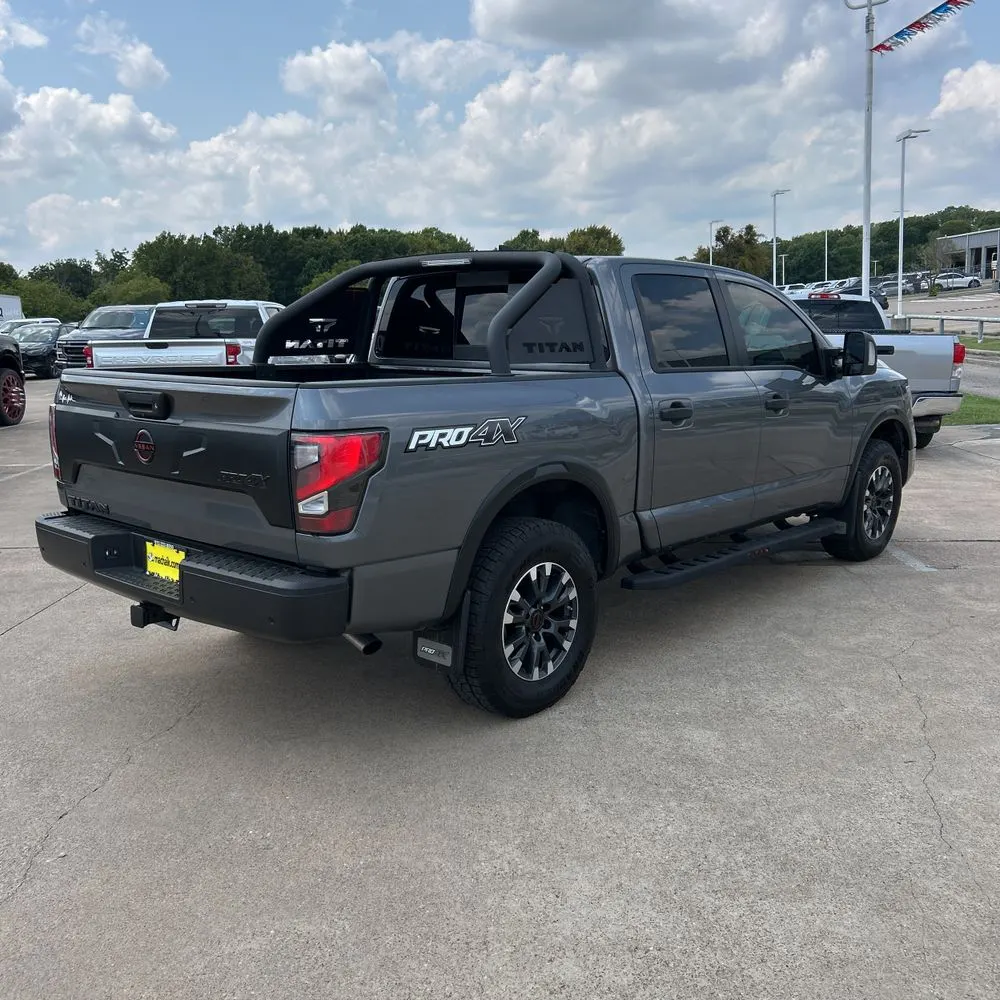 2024 Nissan Titan PRO-4X