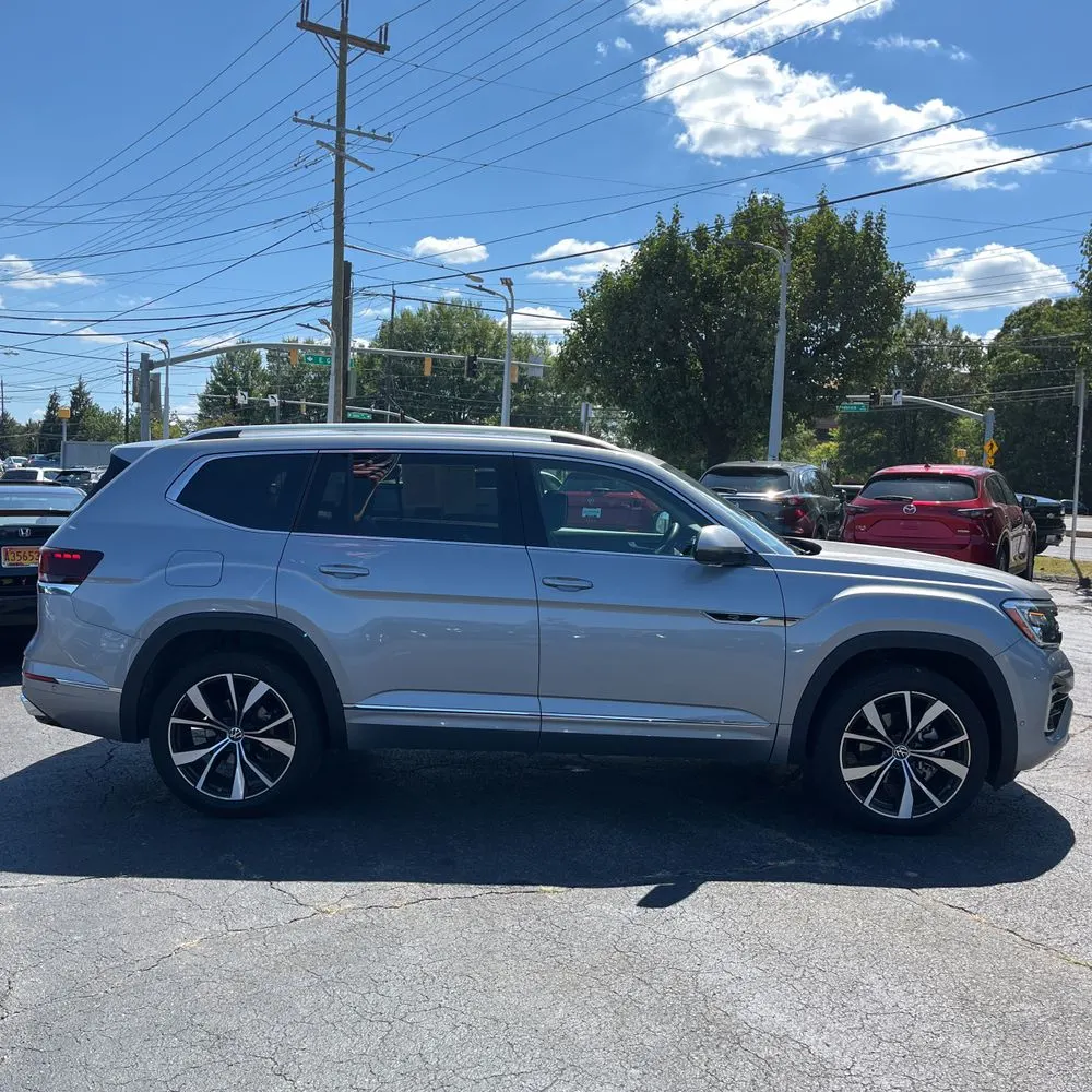 2024 Volkswagen Atlas SEL Premium R-Line 4Motion