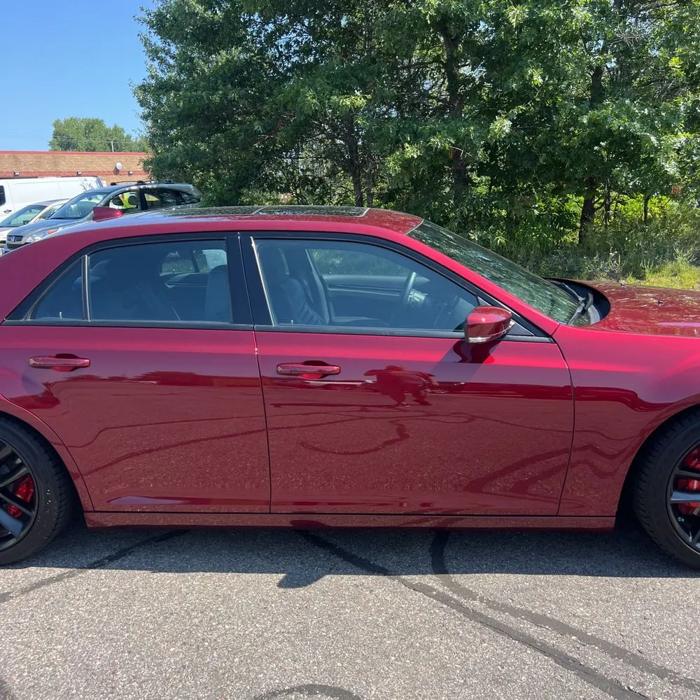 2023 Chrysler 300 C