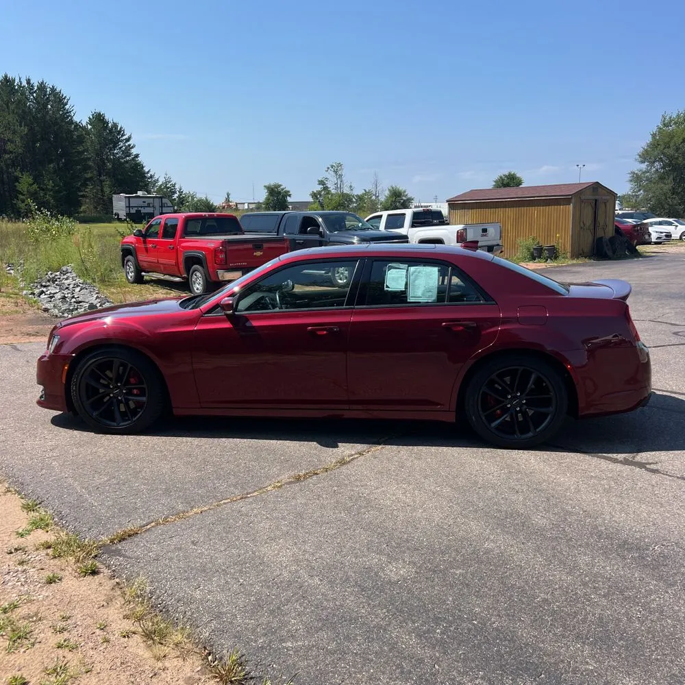 2023 Chrysler 300 C