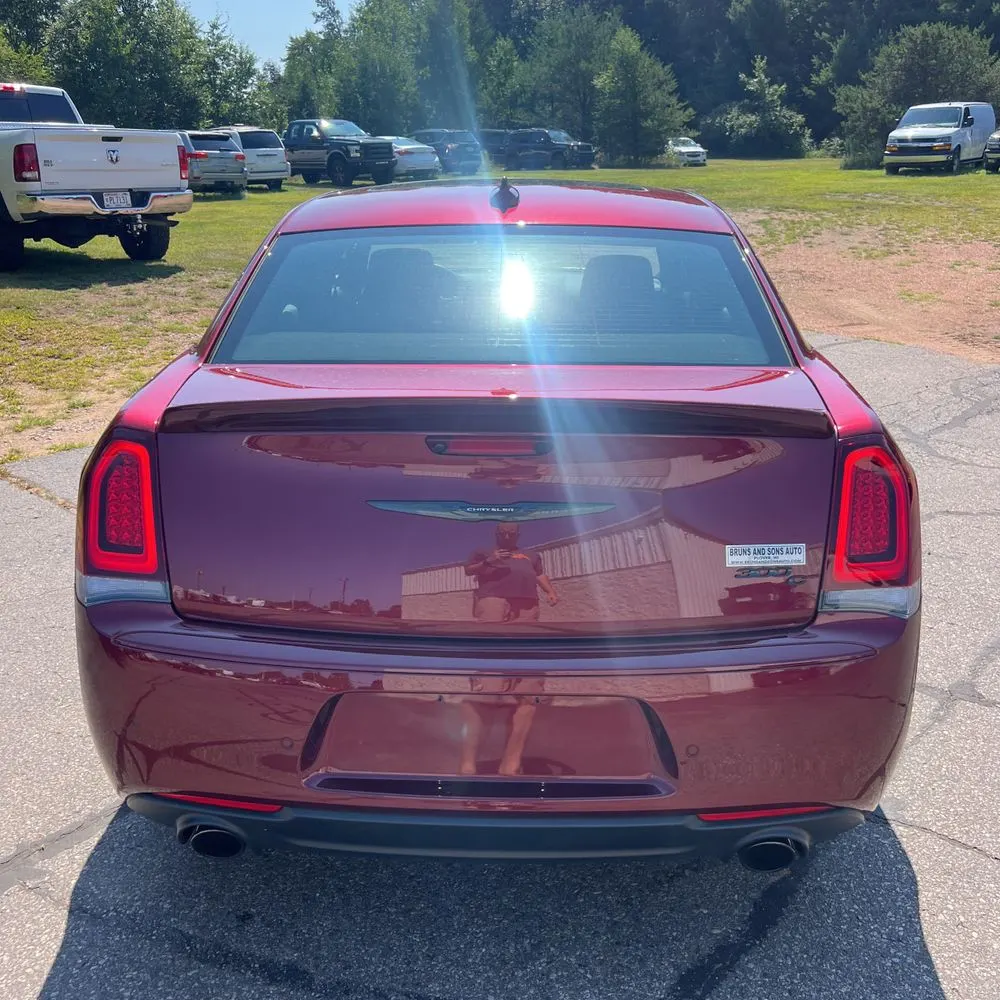 2023 Chrysler 300 C