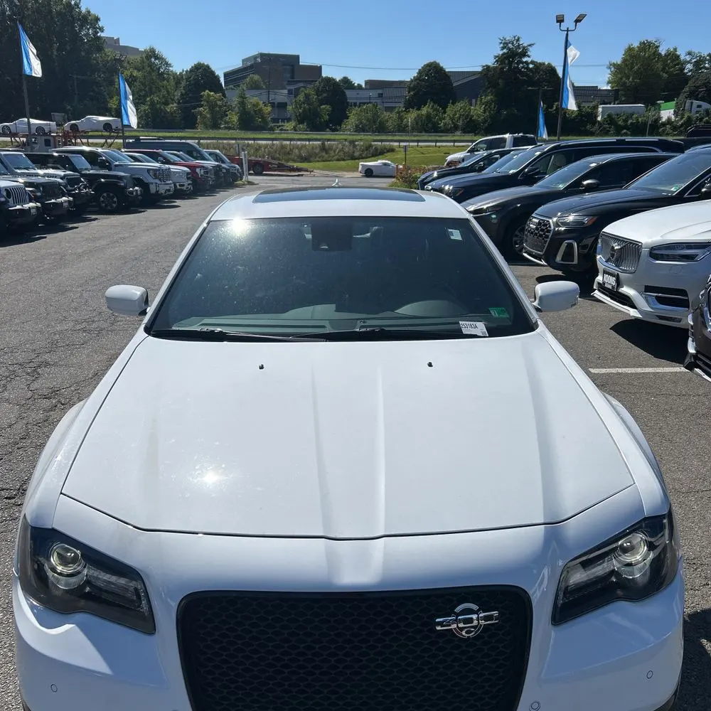 2023 Chrysler 300 C