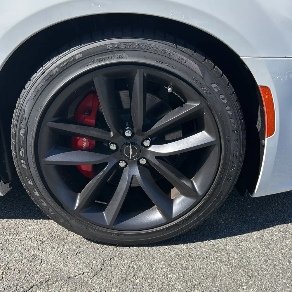 2023 Chrysler 300 C