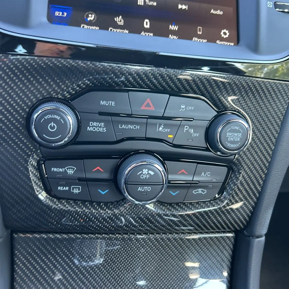 2023 Chrysler 300 C