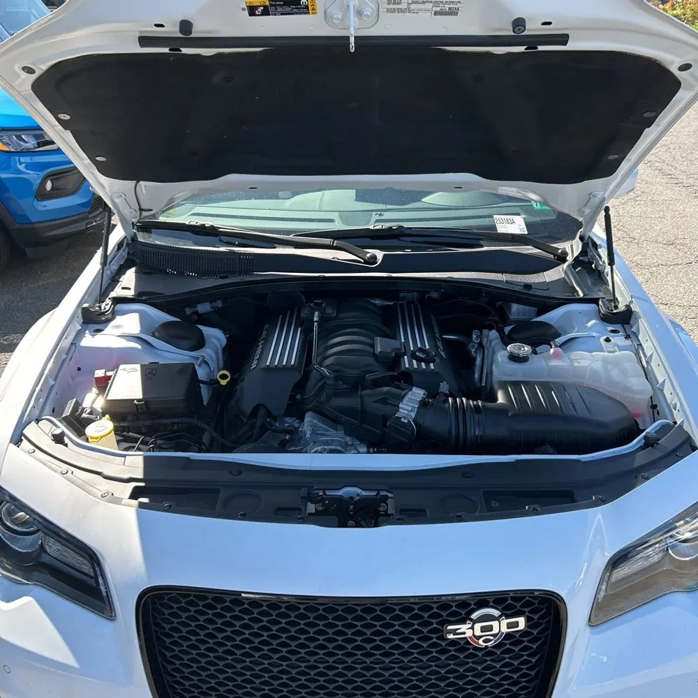 2023 Chrysler 300 C