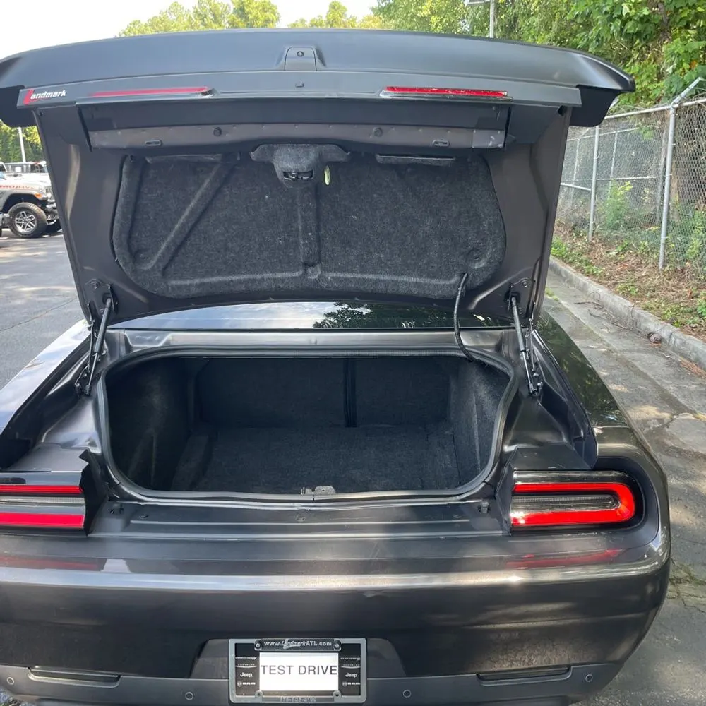 2022 Dodge Challenger R/T SCAT PACK