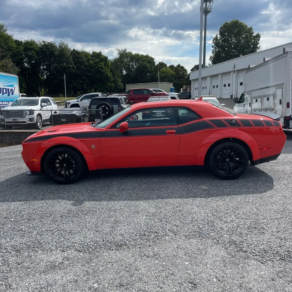 2023 Dodge Challenger R/T SCAT PACK