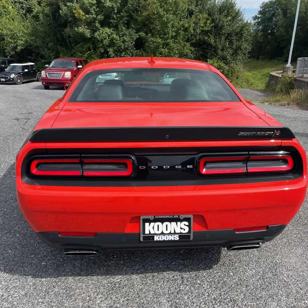 2023 Dodge Challenger R/T SCAT PACK