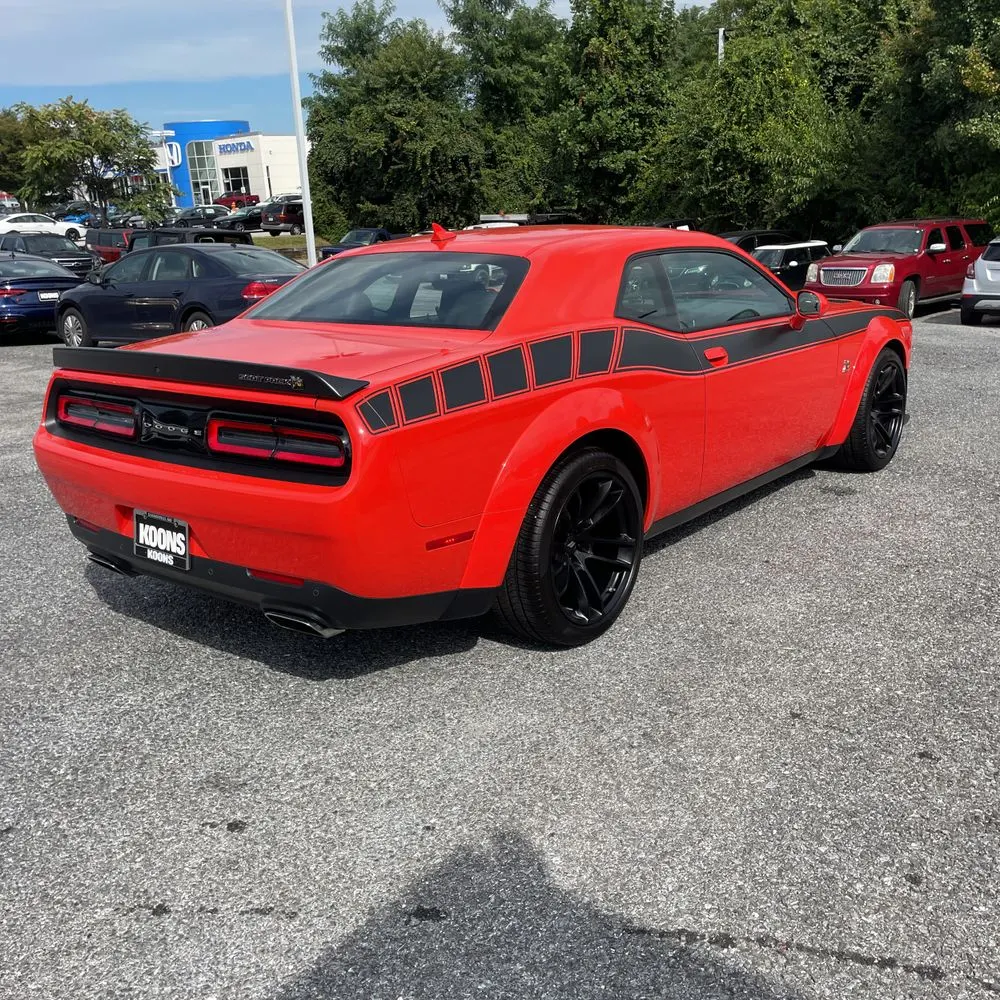 2023 Dodge Challenger R/T SCAT PACK