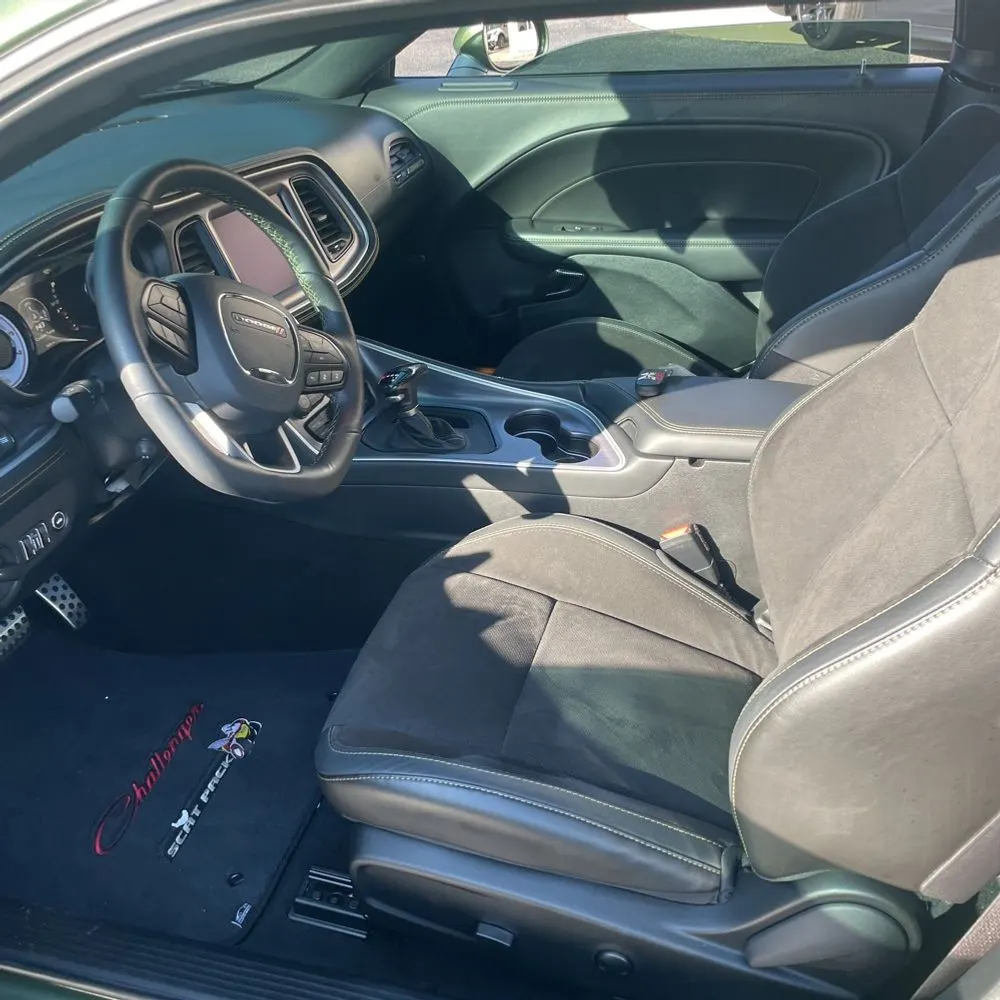 2023 Dodge Challenger R/T SCAT PACK