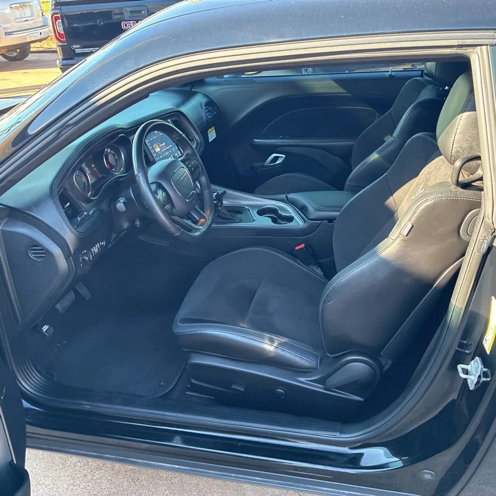 2023 Dodge Challenger R/T SCAT PACK