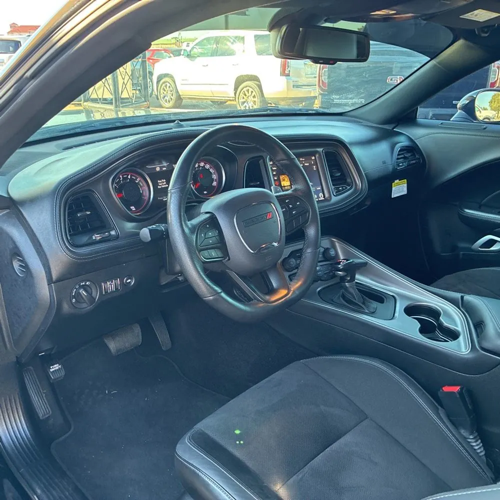 2023 Dodge Challenger R/T SCAT PACK