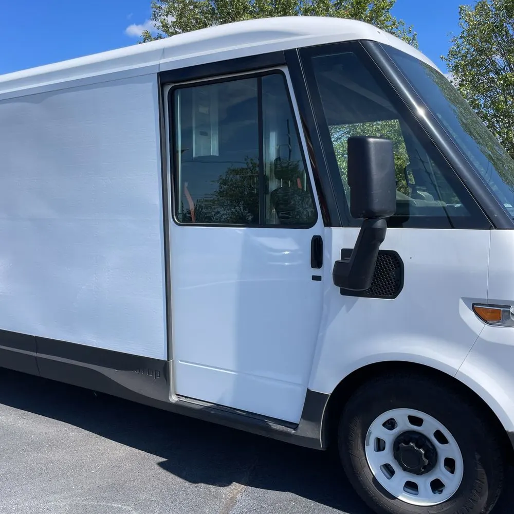 2025 Chevrolet BrightDrop EV Van 600 Std Roof