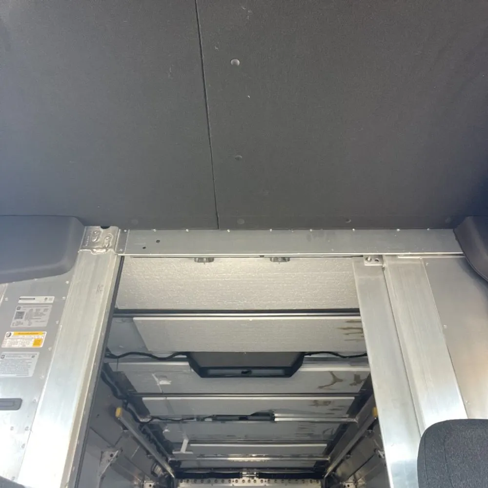 2025 Chevrolet BrightDrop EV Van 600 Std Roof