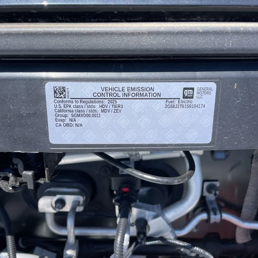 2025 Chevrolet BrightDrop EV Van 600 Std Roof