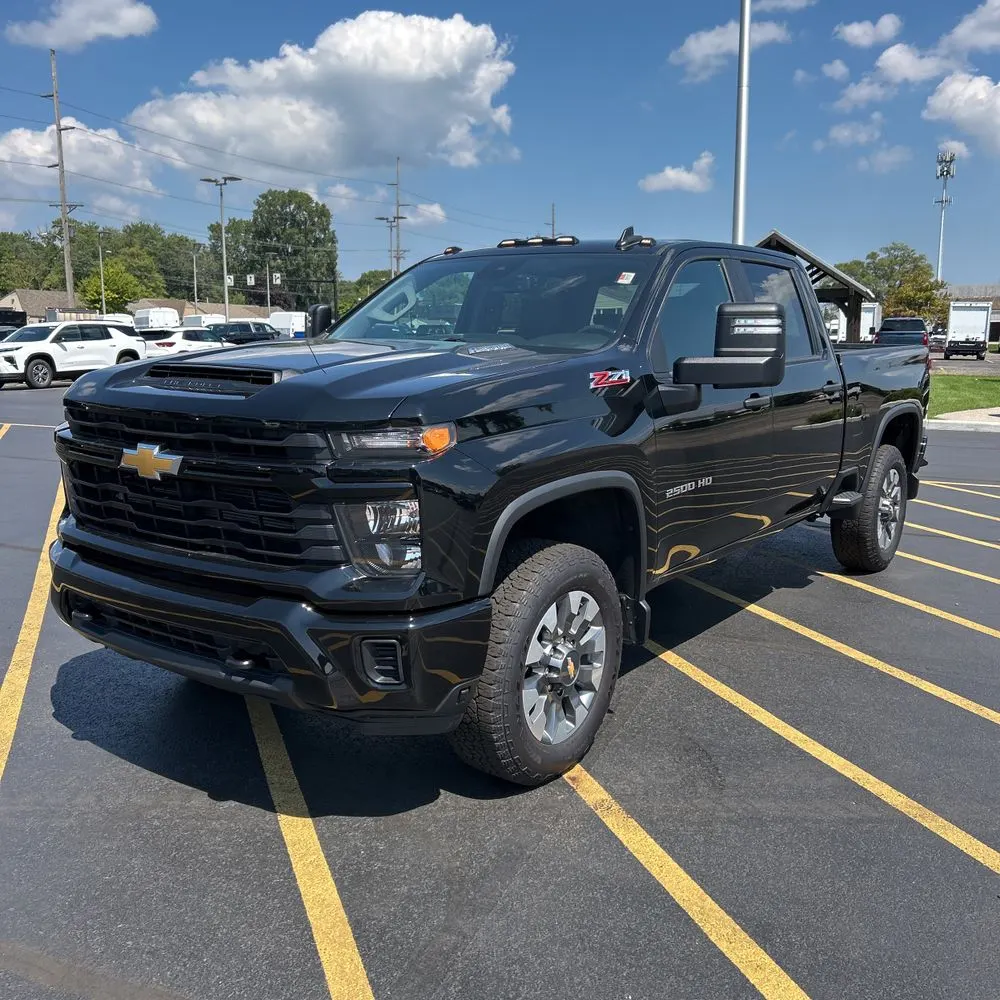 2024 Chevrolet Silverado 2500 Custom