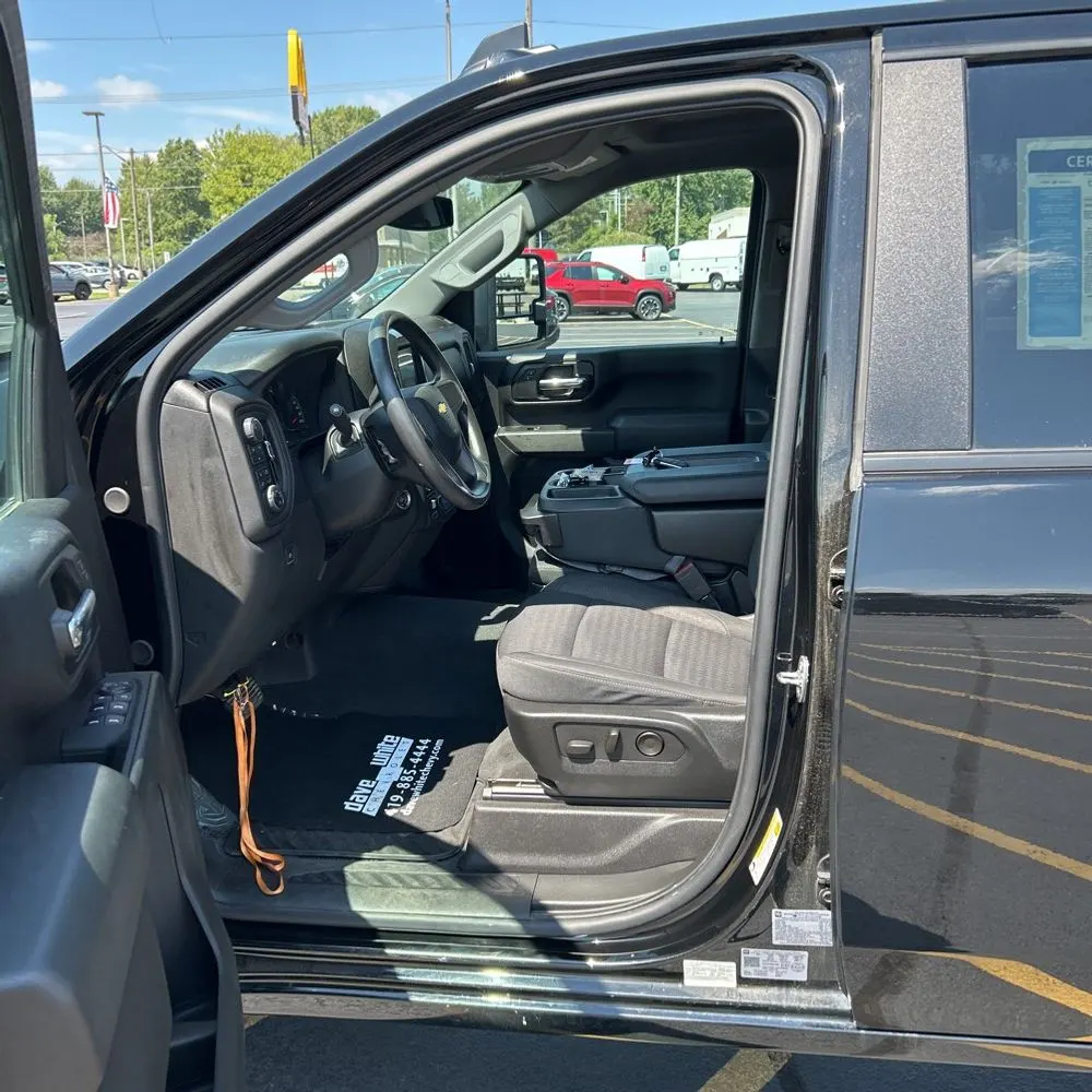2024 Chevrolet Silverado 2500 Custom