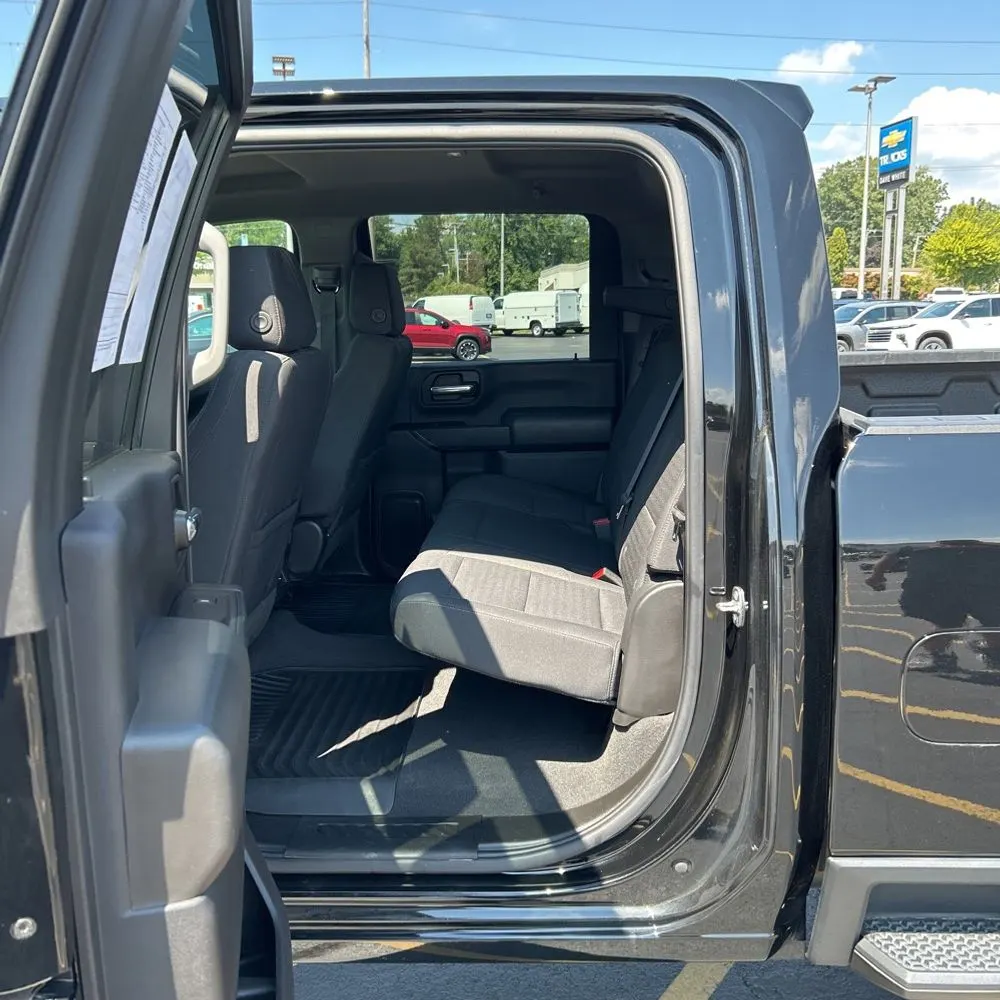 2024 Chevrolet Silverado 2500 Custom