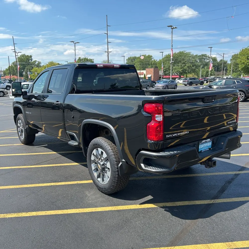 2024 Chevrolet Silverado 2500 Custom