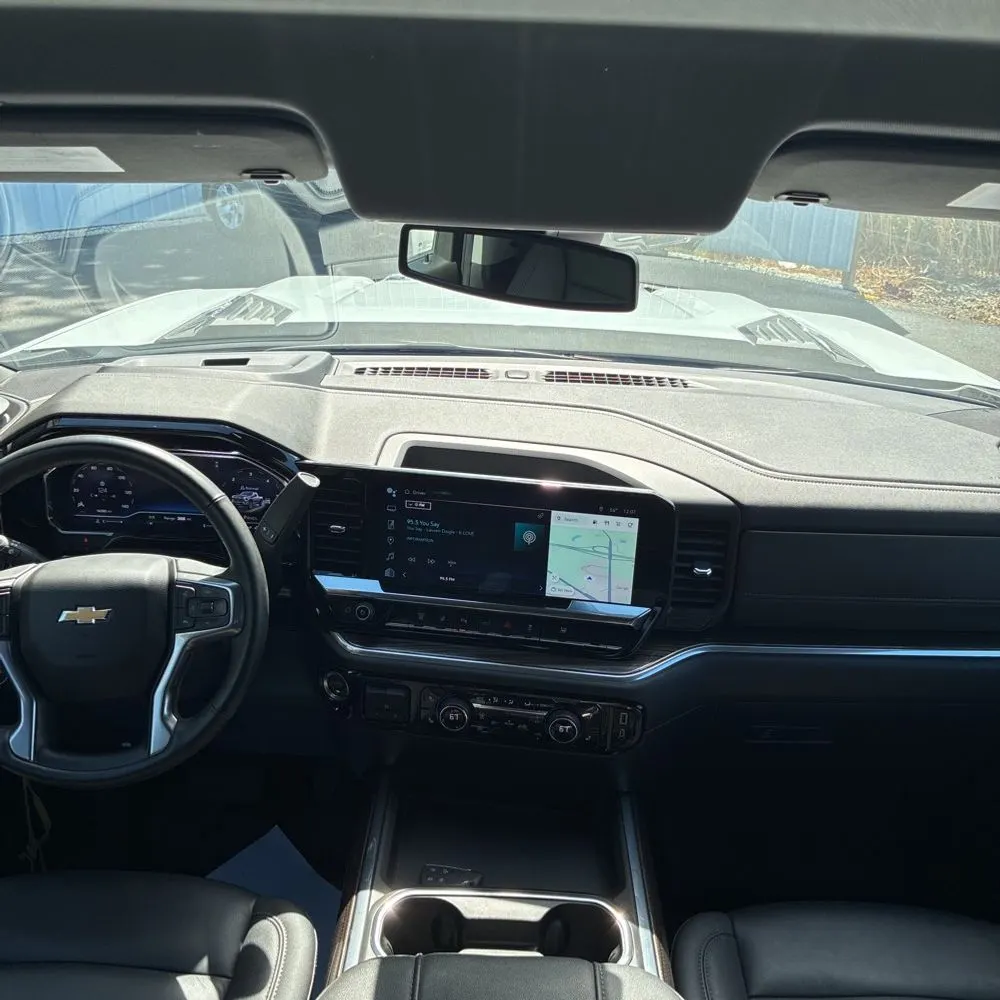 2025 Chevrolet Silverado 3500HD C/C