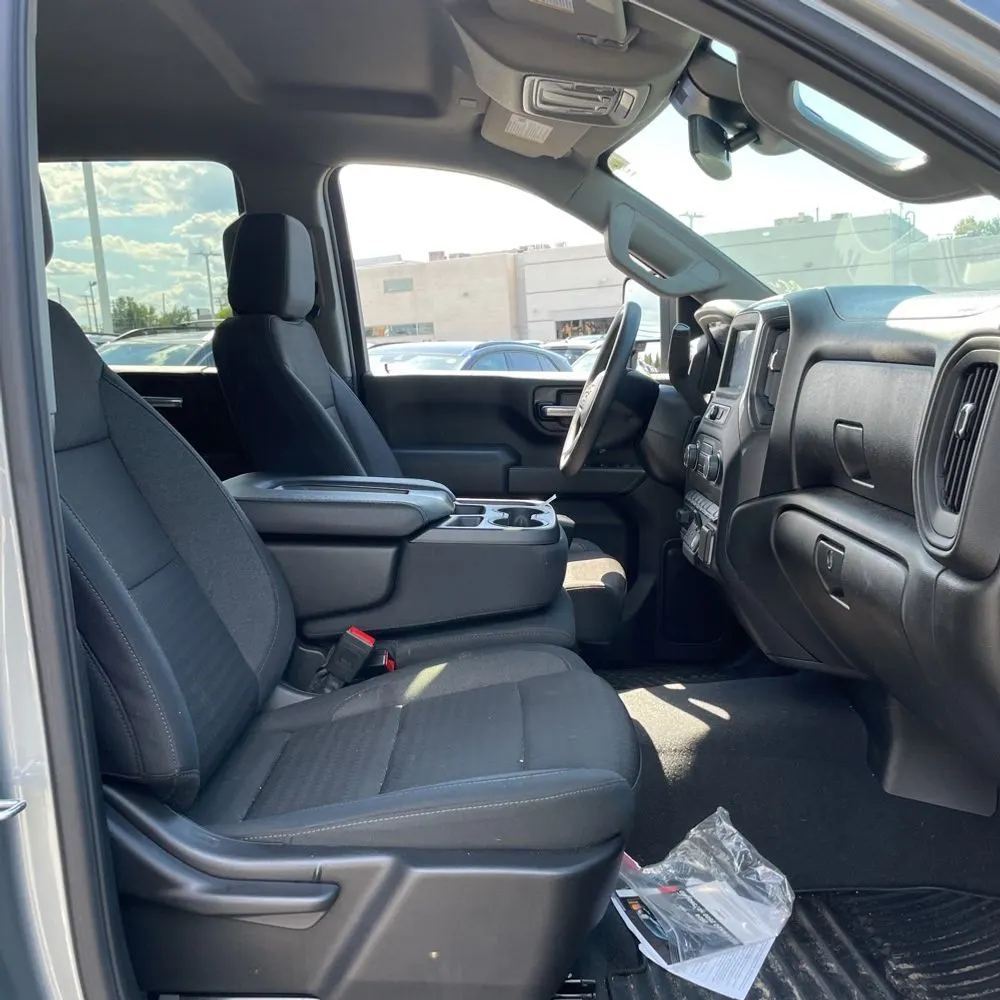 2024 Chevrolet Silverado 2500HD Custom