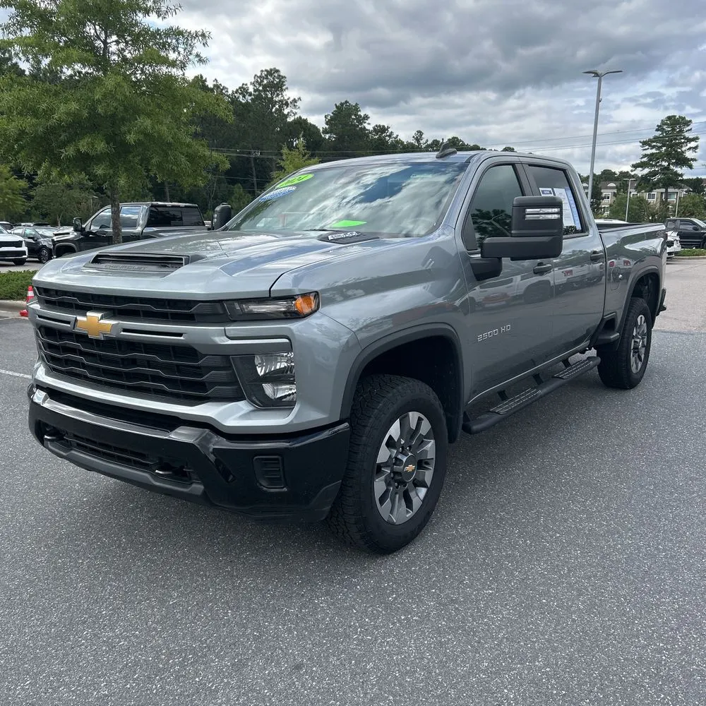 2024 Chevrolet Silverado 2500HD Custom
