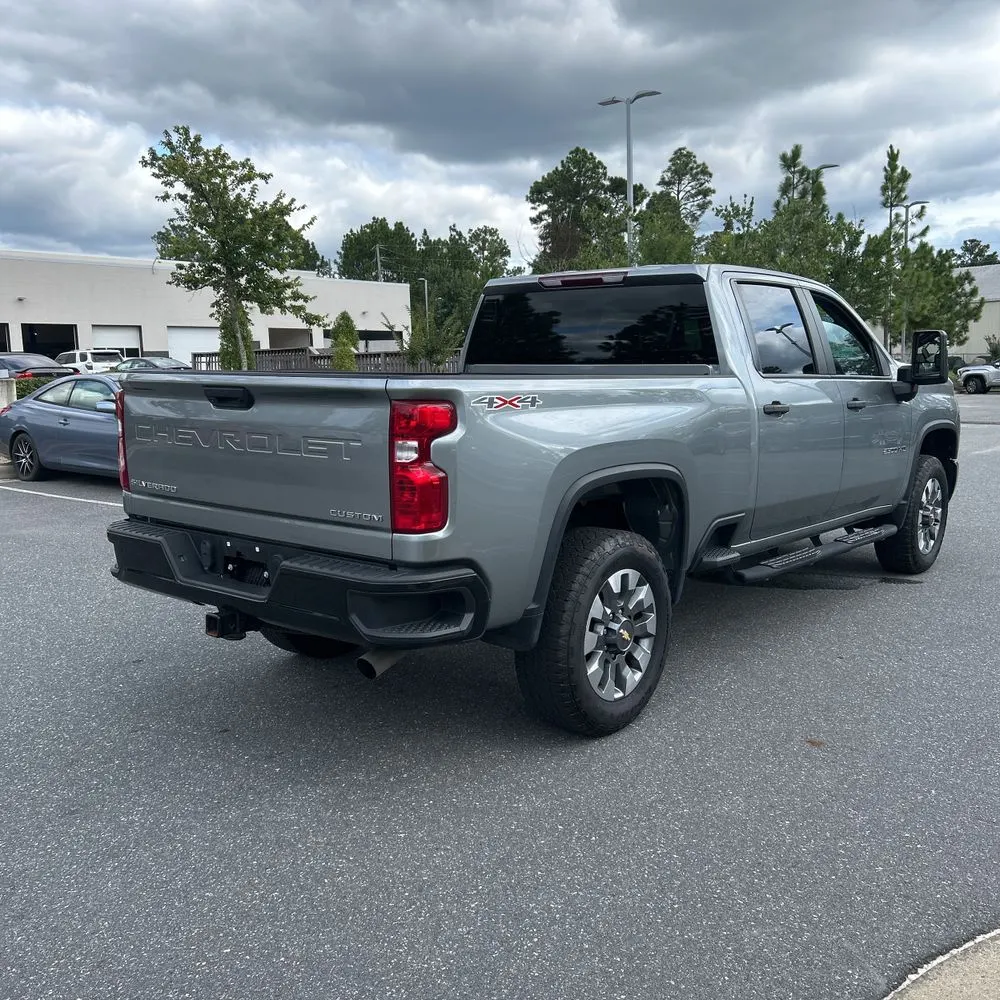 2024 Chevrolet Silverado 2500HD Custom