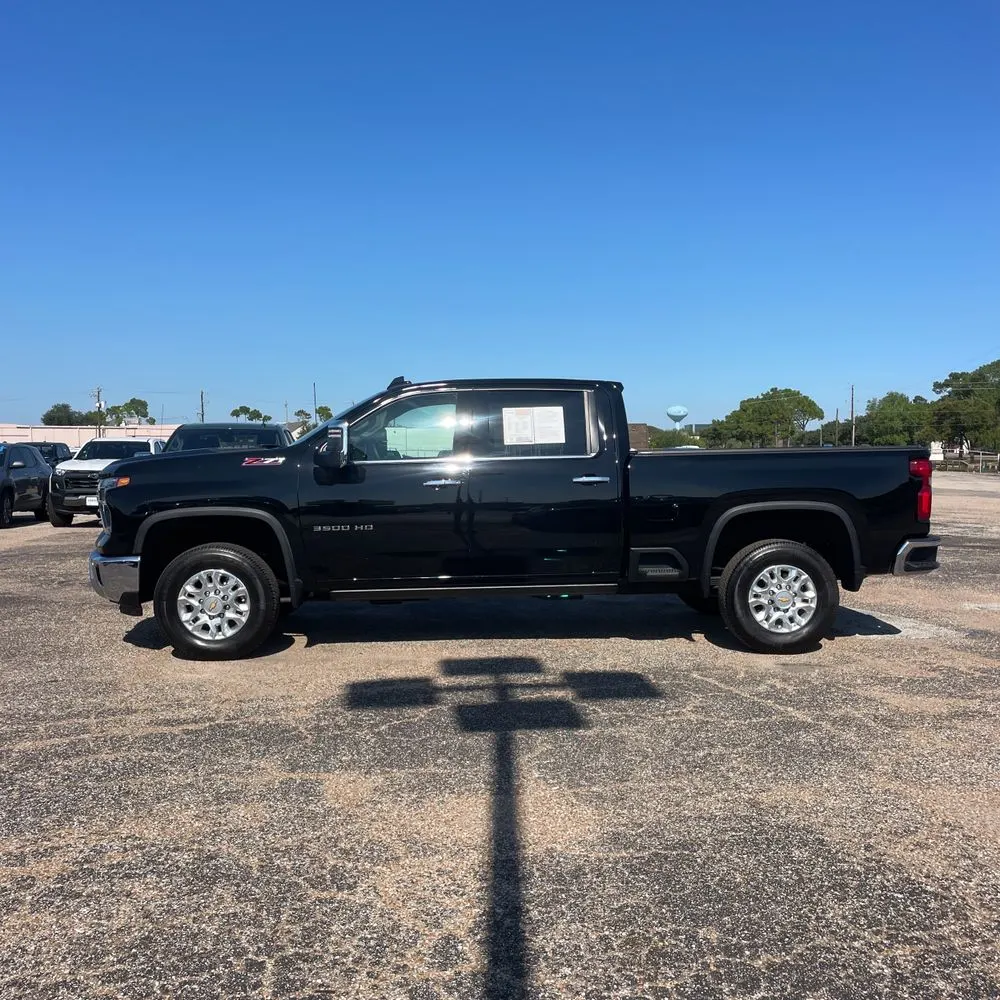 2024 Chevrolet Silverado 3500HD LTZ