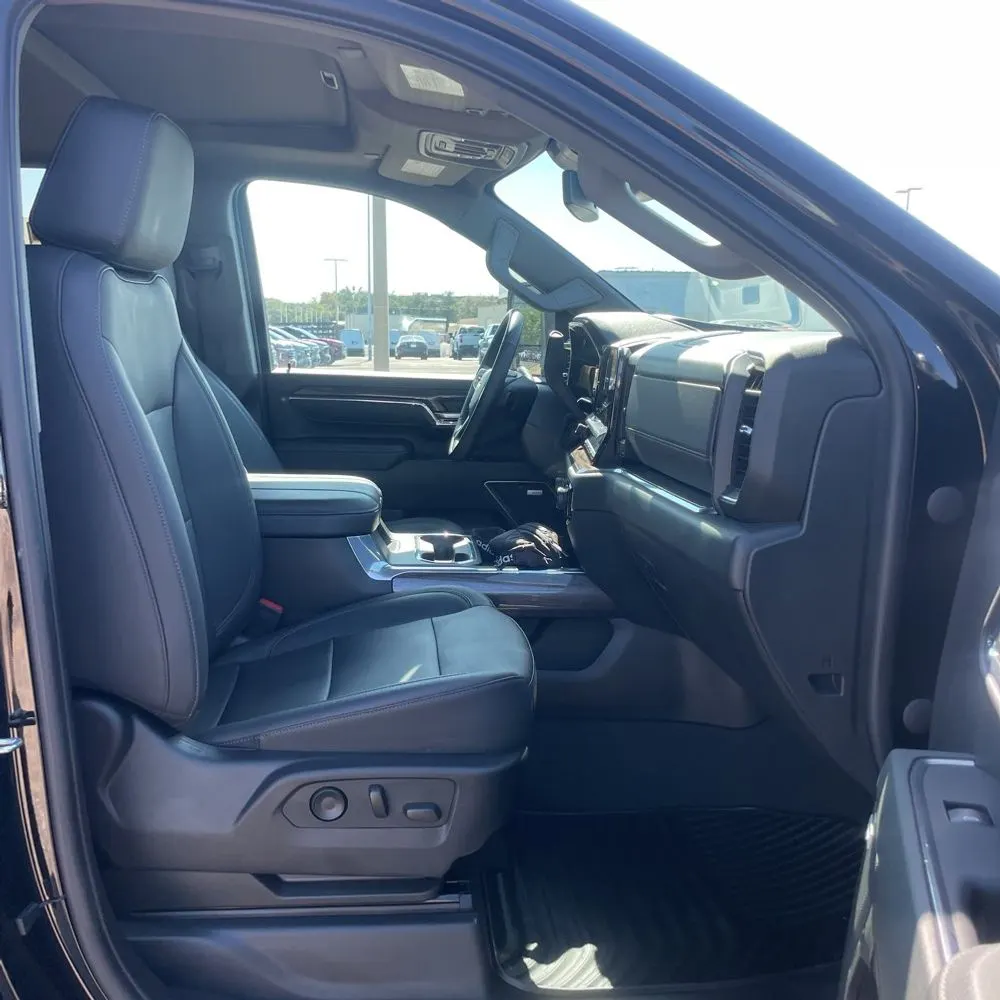 2024 Chevrolet Silverado 3500HD LTZ