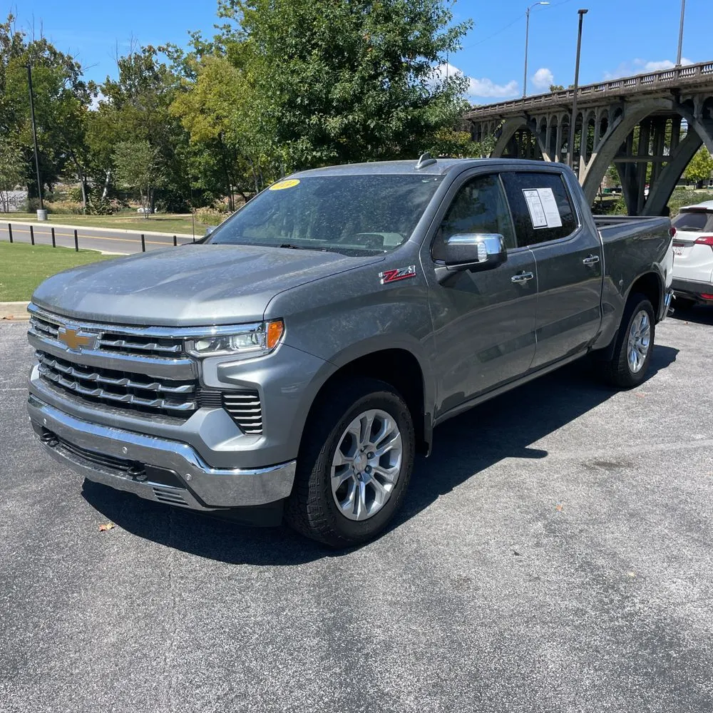 2024 Chevrolet Silverado 1500 LTZ