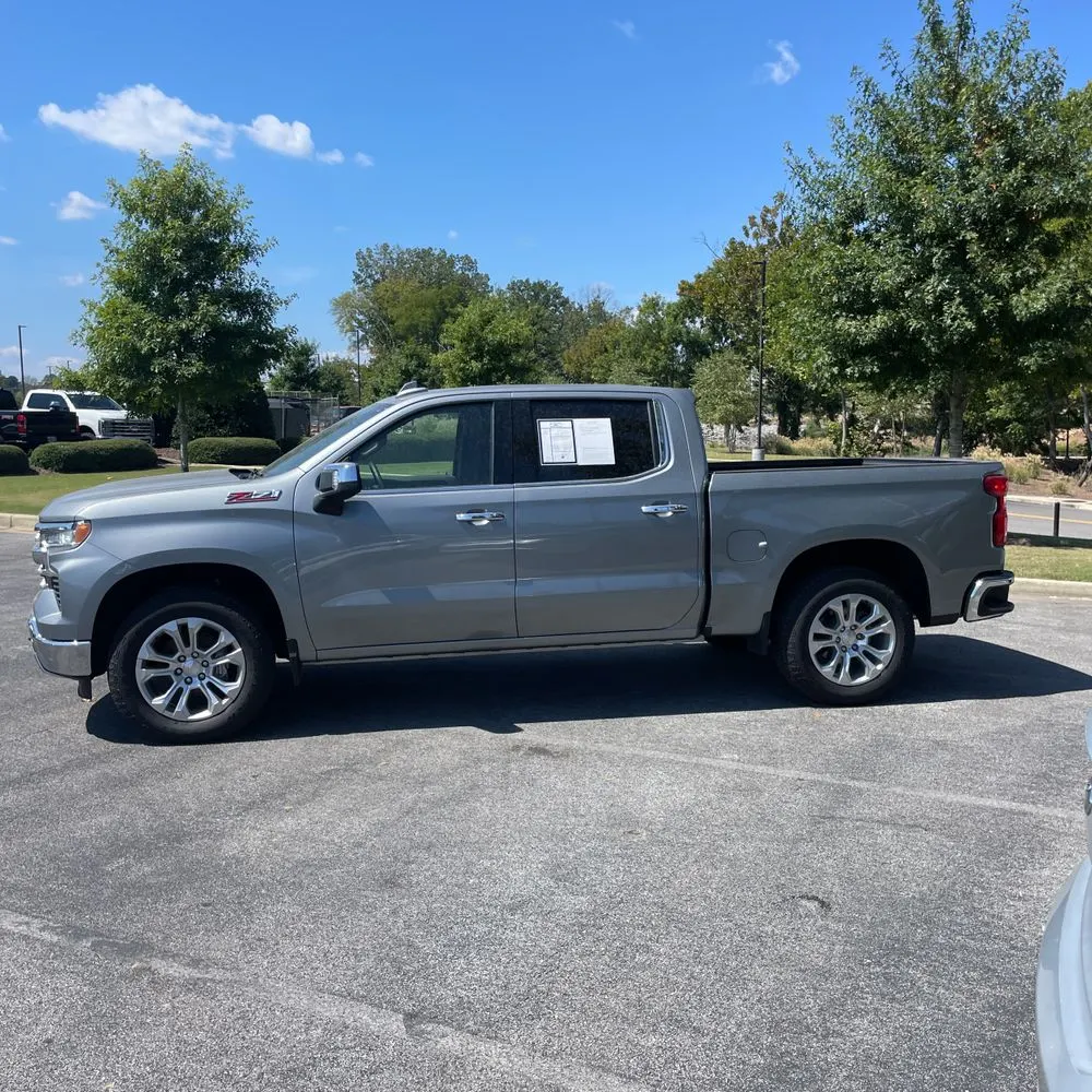 2024 Chevrolet Silverado 1500 LTZ