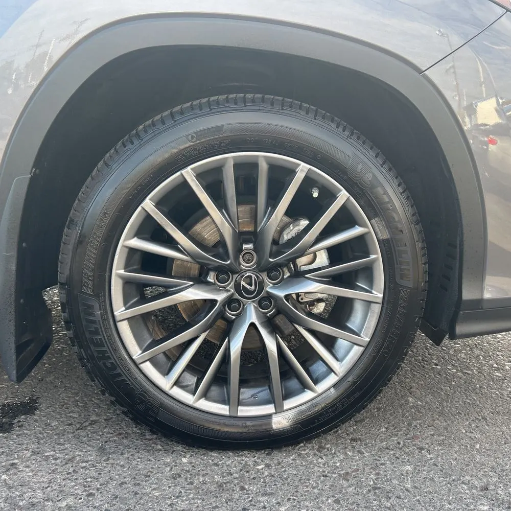 2022 Lexus RX 450h F SPORT Handling