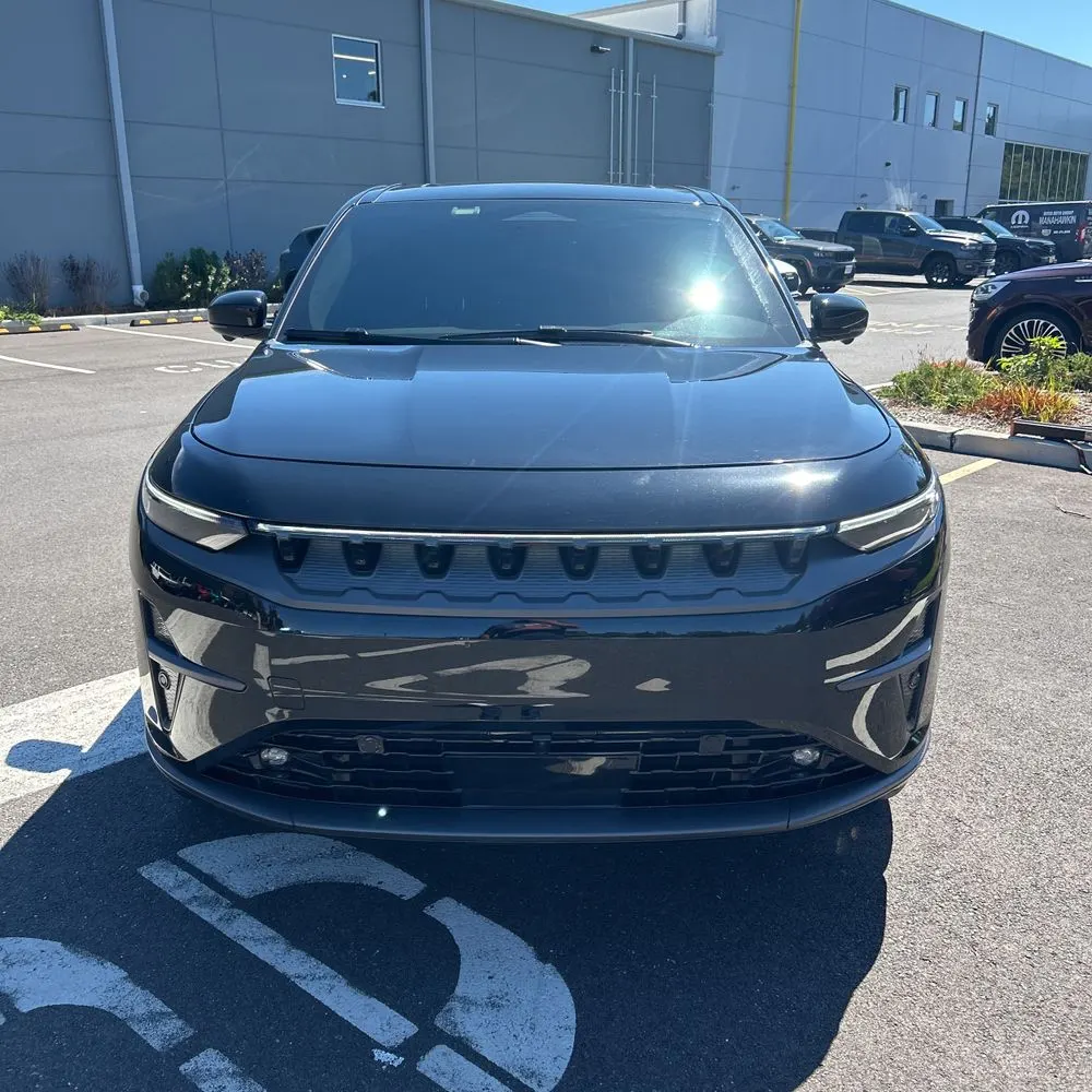 2024 Jeep Wagoneer S Launch Edition