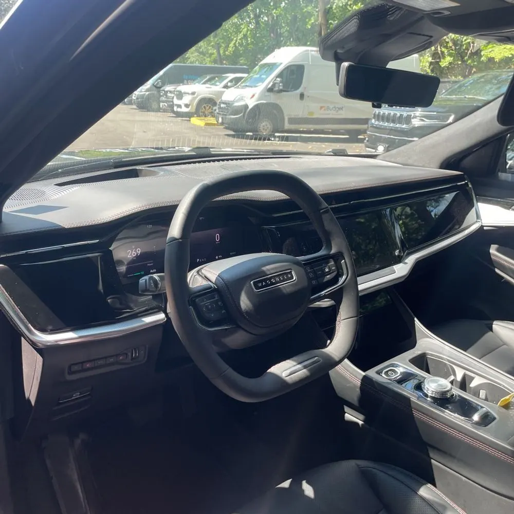 2024 Jeep Wagoneer S Launch Edition