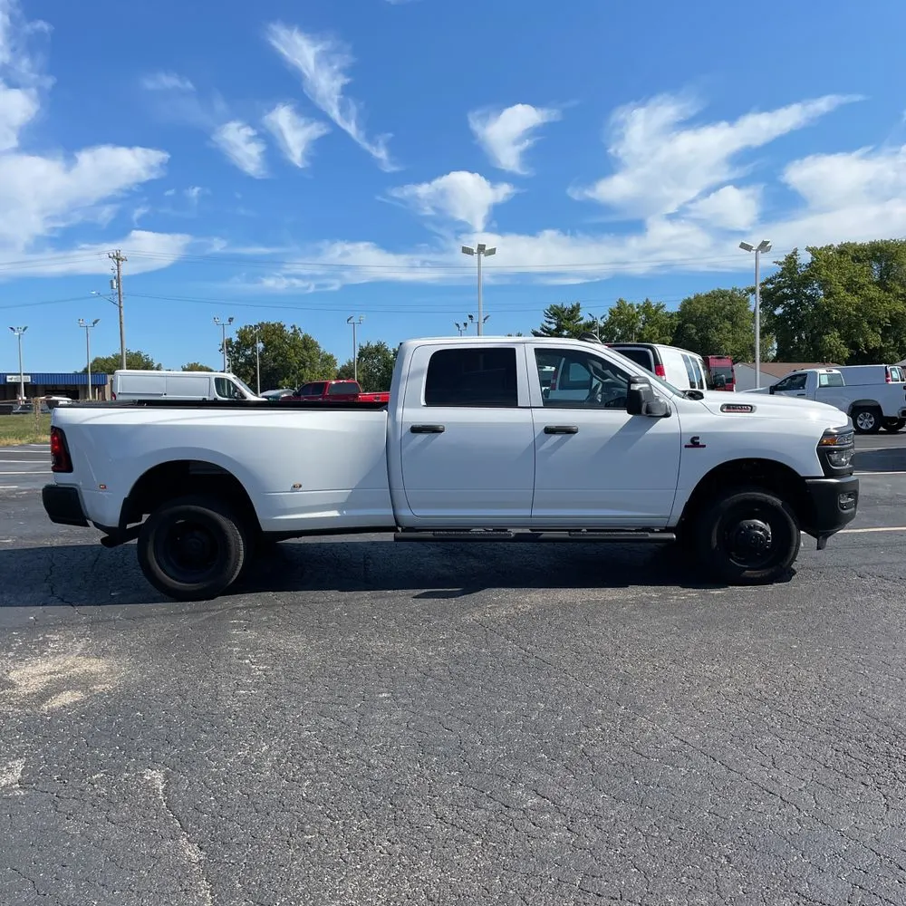 2025 Ram 3500 Tradesman
