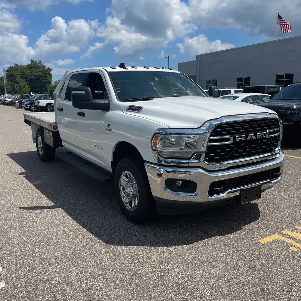 2023 Ram 3500 Cab/Chassis SLT
