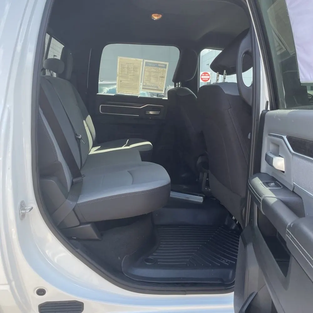 2023 Ram 3500 Cab/Chassis SLT