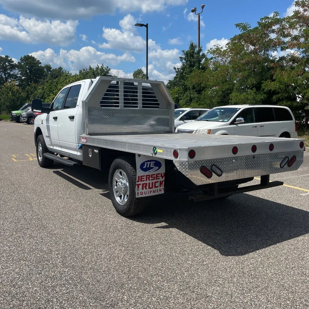 2023 Ram 3500 Cab/Chassis SLT
