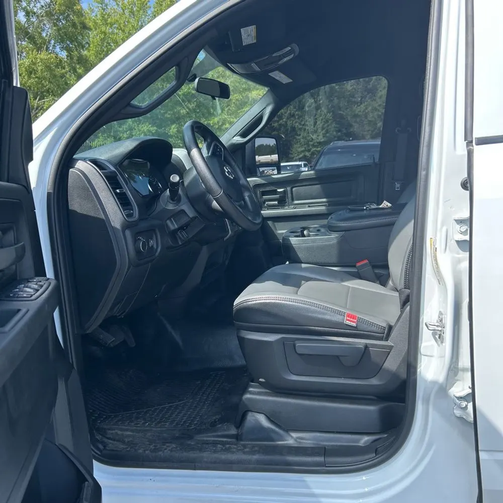 2024 Ram 3500 Cab/Chassis Tradesman