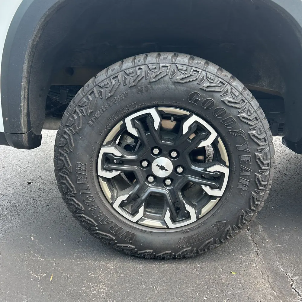 2024 Chevrolet Silverado 1500 ZR2